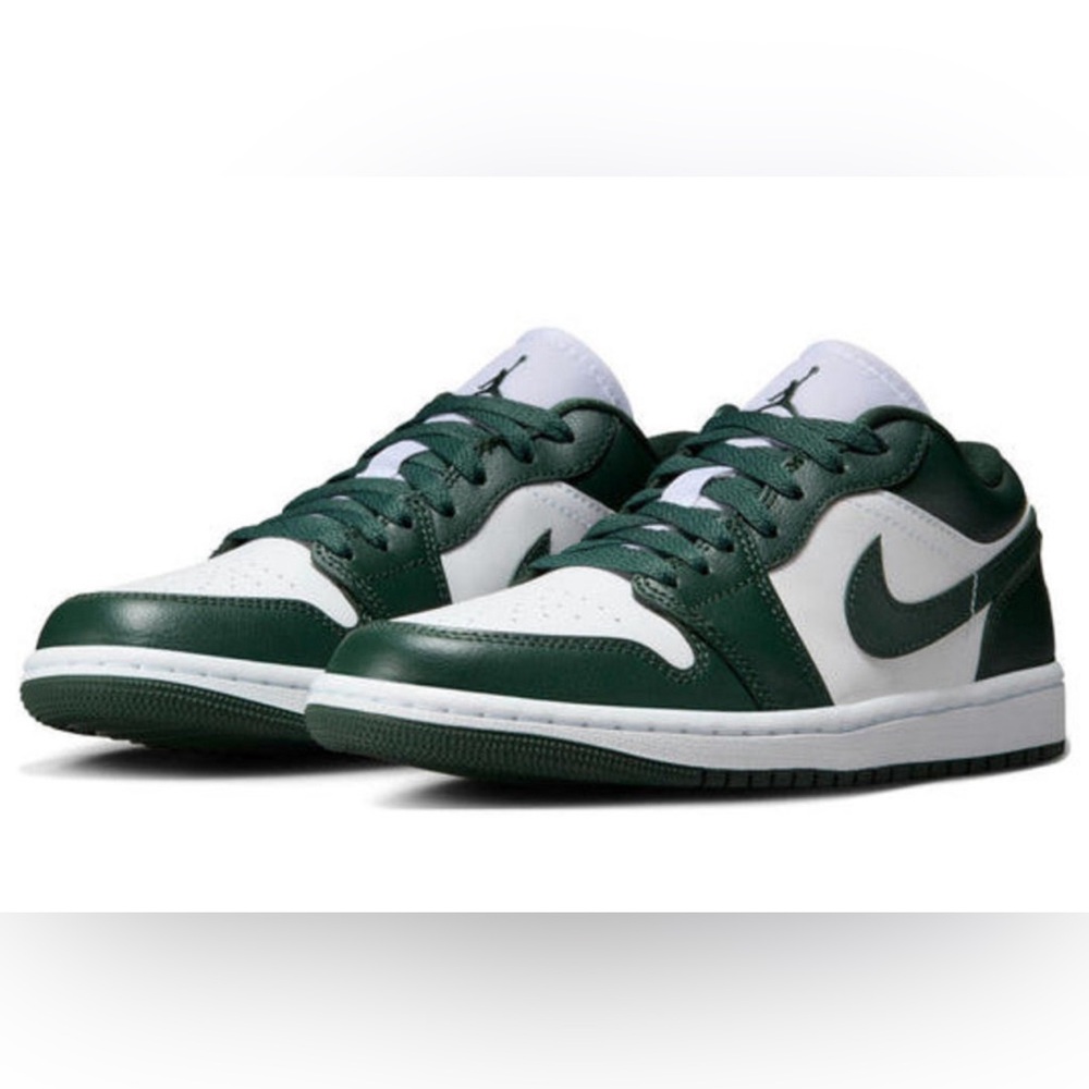 BRAND NEW “RARE” NIKE JORDAN 1 LOW - GALATIC JADE SNEAKER/ FULL BOX/ NEVER WORN